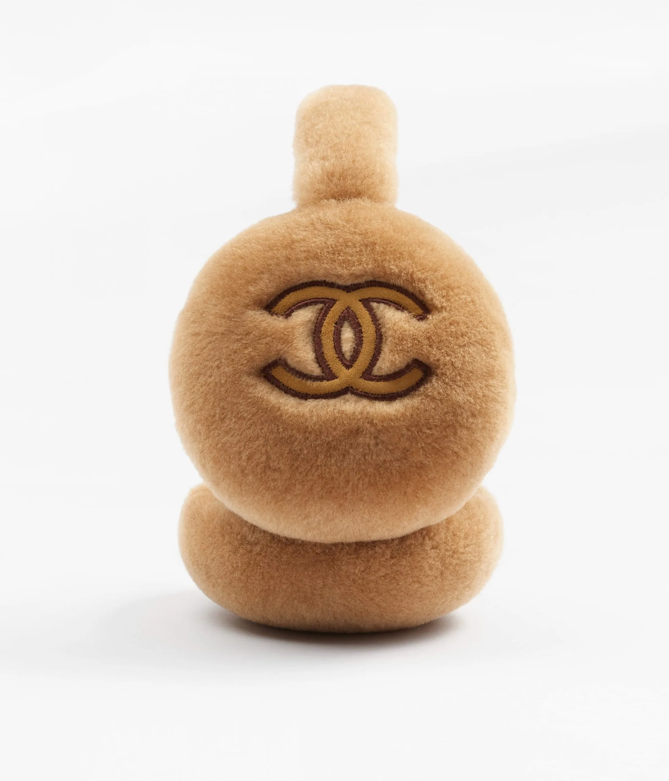 Chanel Shearling Lambskin Beige Earmuffs Secondary image