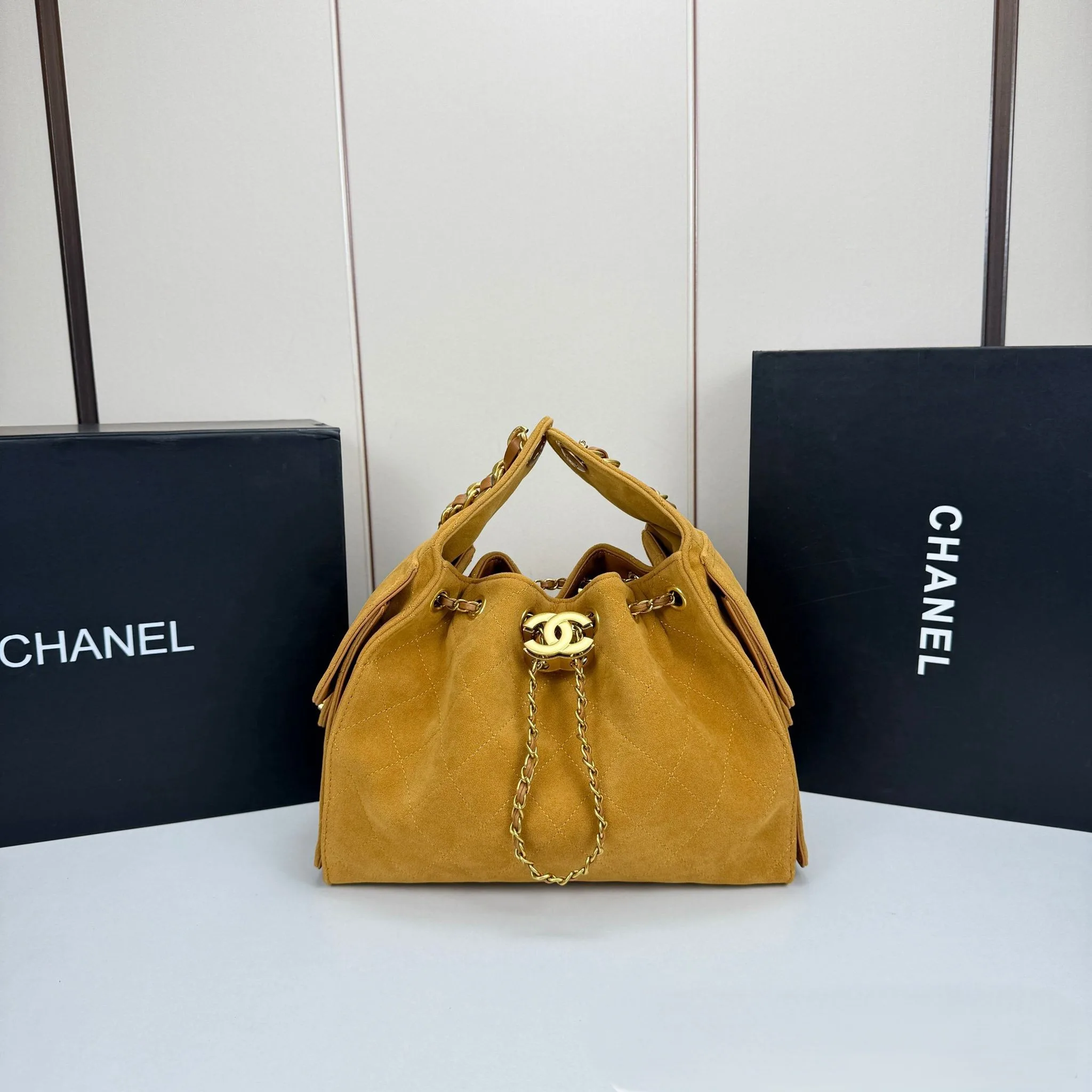 Chanel 25 Small Handbag 26cm Suede Secondary image