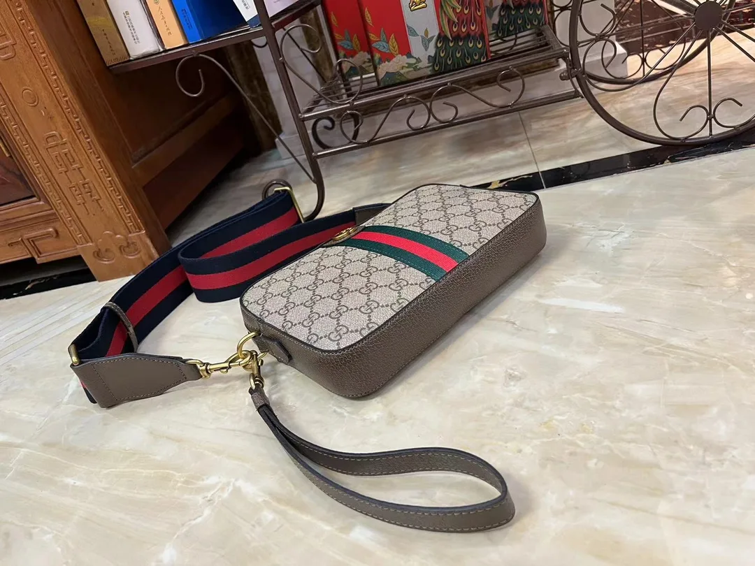 Gucci Ophidia GG Shoulder Bag Beige Ebony 23.5Cm 699439 9C2St 8920 Secondary image