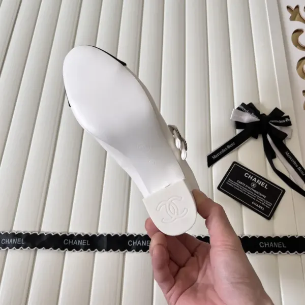 Chanel Mary Janes Lambskin And Grosgrain White G45696 B16524 Nx269