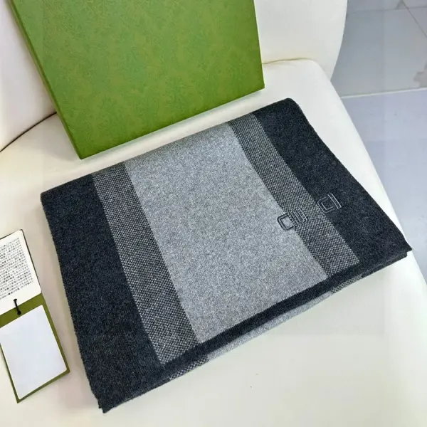 Gucci Grey And Black scarf