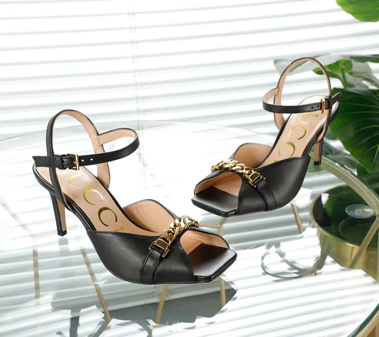 Gucci Metal Chain Stiletto Heels Flip Flop Fish Mouth Sandals Black Secondary image