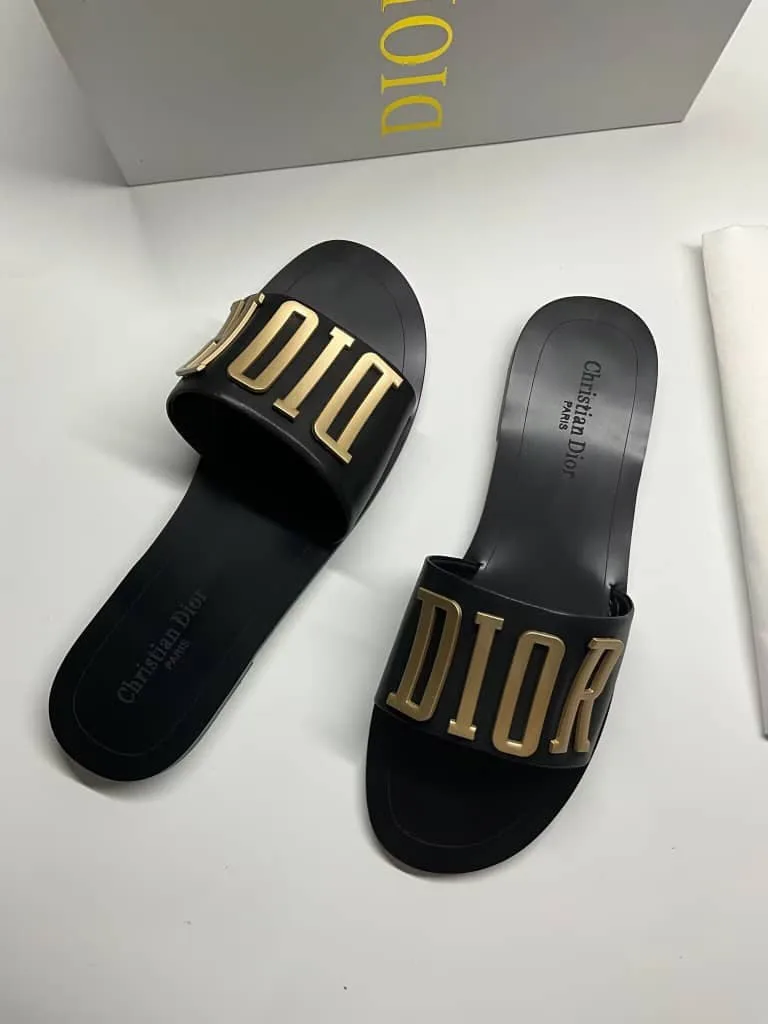 Dior Black Leather Diorevolution Flat Secondary image