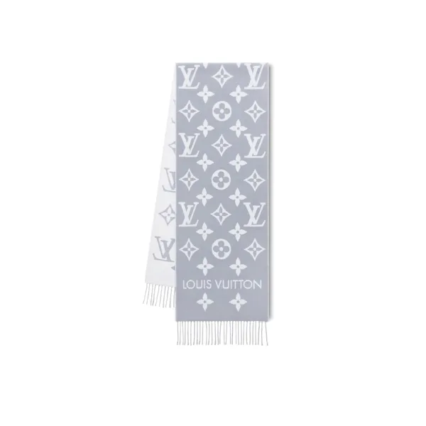 Louis Vuitton Essential Scarf