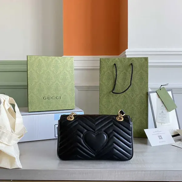 Gucci GG Marmont Small Black Shoulder Bag