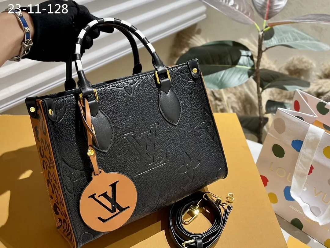 Louis Vuitton Wilde At Heart Onthego Mm Bag Black 34Cm
