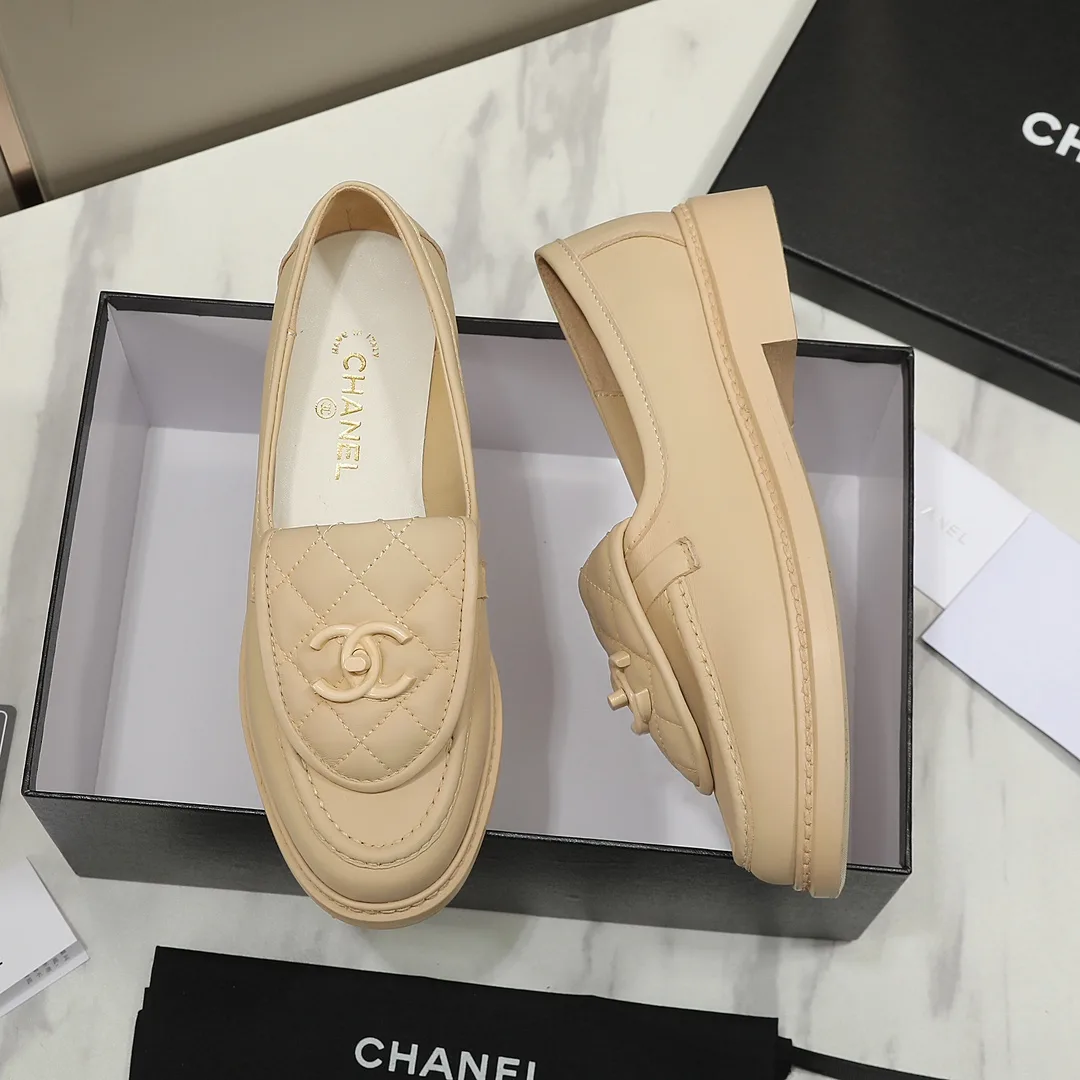 Chanel CC Espadrilles White Gray Secondary image