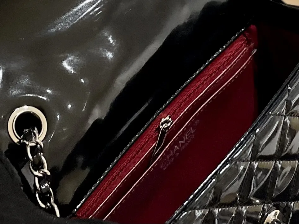 Chanel Mini Rectangular Flap Bag Patent Black 18Cm