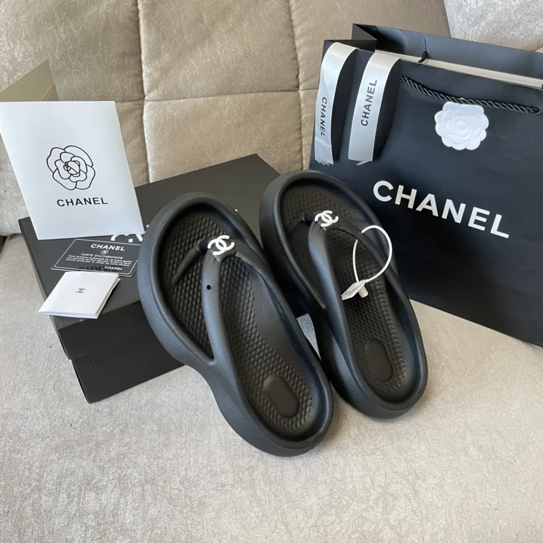 Chanel Flip Flop Sandals Black