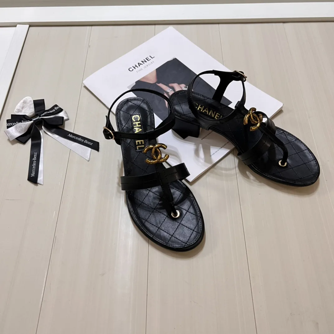 Chanel Sandal Open Round Toe Flip Flops Black Secondary image