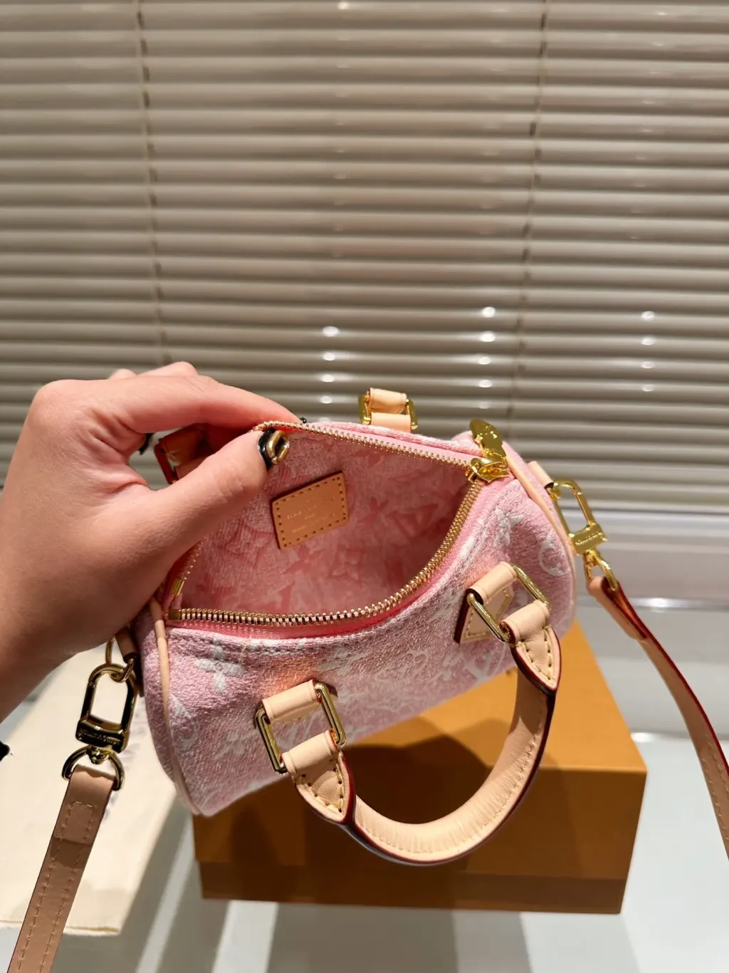 Louis Vuitton Nano Speedy Monogram Pink 17Cm