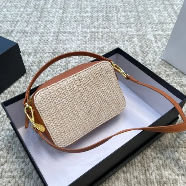Prada Crochet And Leathe Pouch Bag Natural 18Cm 1Nr025 2Cyc F0018
