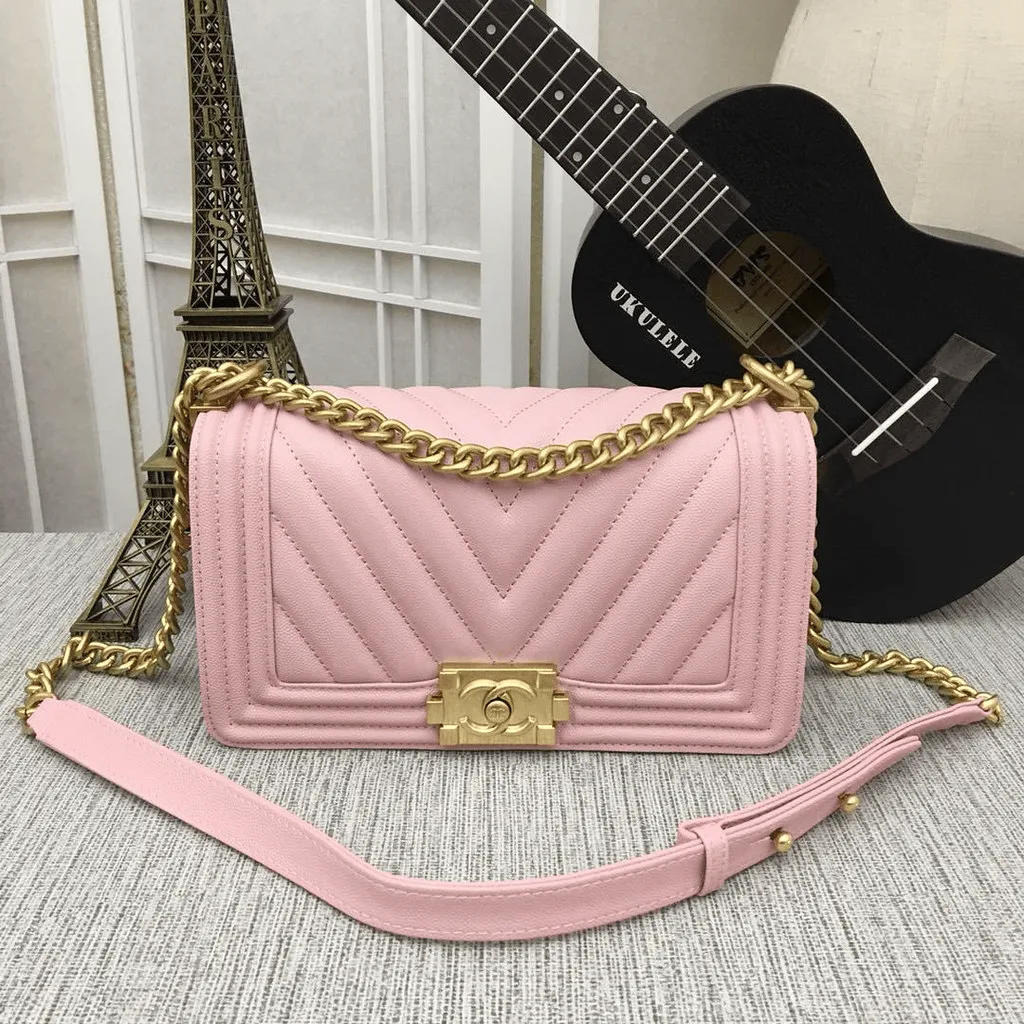 Chanel Medium Boy Bag Pink Chevron Caviar Gold Hardware Secondary image