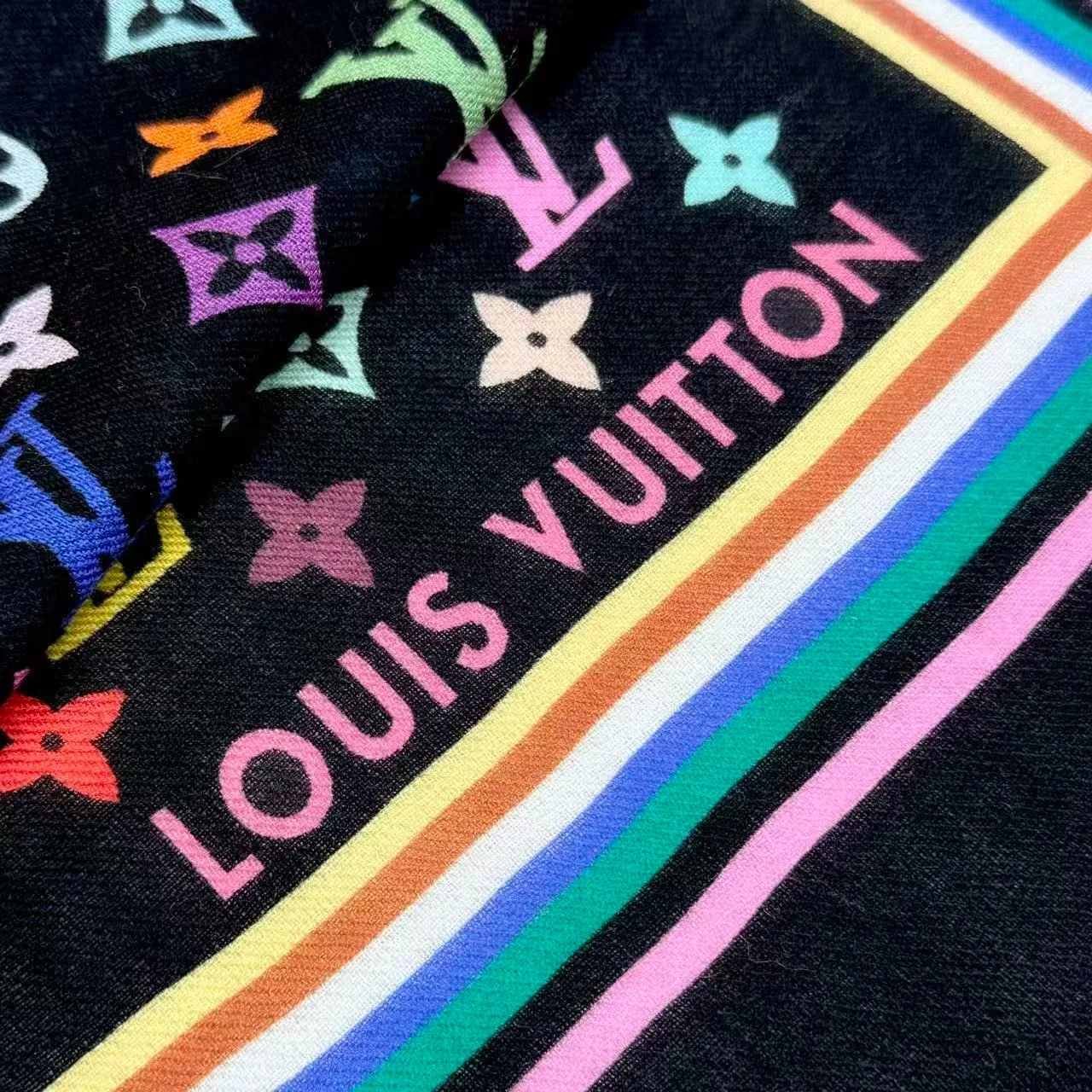 Louis Vuitton x Takashi Murakami Monogram Multicolore silk square scarf Secondary image