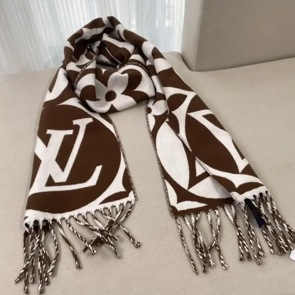 Louis Vuitton LV Medallion Wool Scarf