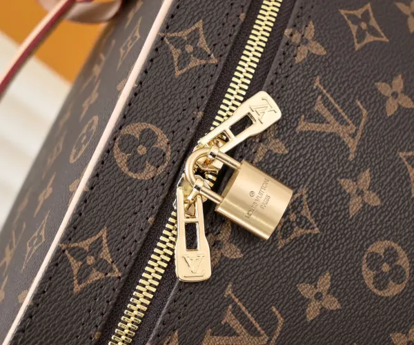 Louis Vuitton Nice Mini Toiletry Pouch 32Cm M47280