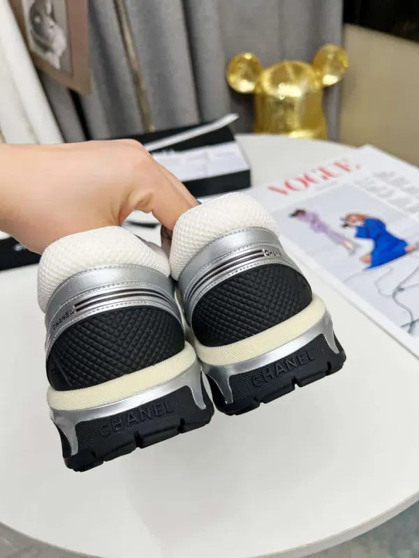 Chanel 23C Silver Metallic Cc Logo Lace Up Flat Runner Trainer Sneaker White G39792 Y56368 K5451