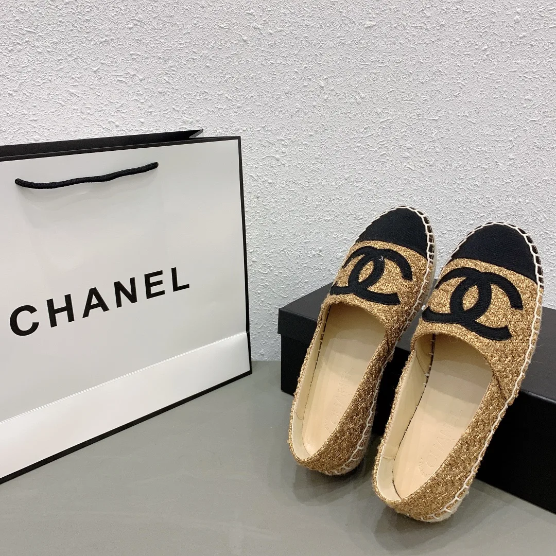 Chanel Cc Espadrilles Tweed Slip On Crinkled Beige
