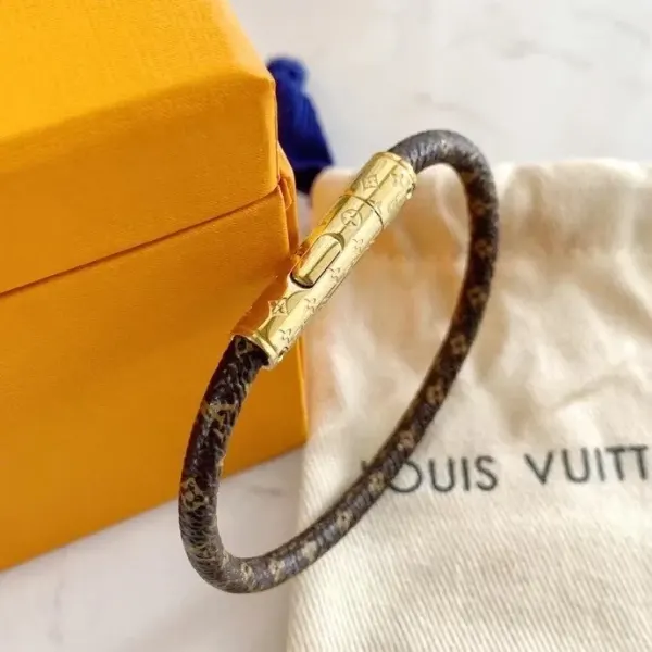 Louis Vuitton Confidential Bracelet Monogram Brown