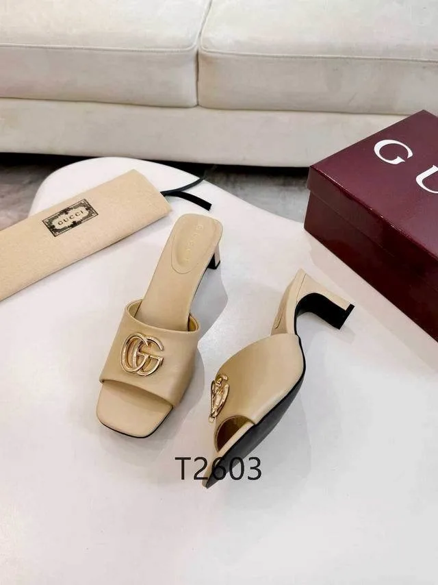 Gucci Signora Slide Sandals