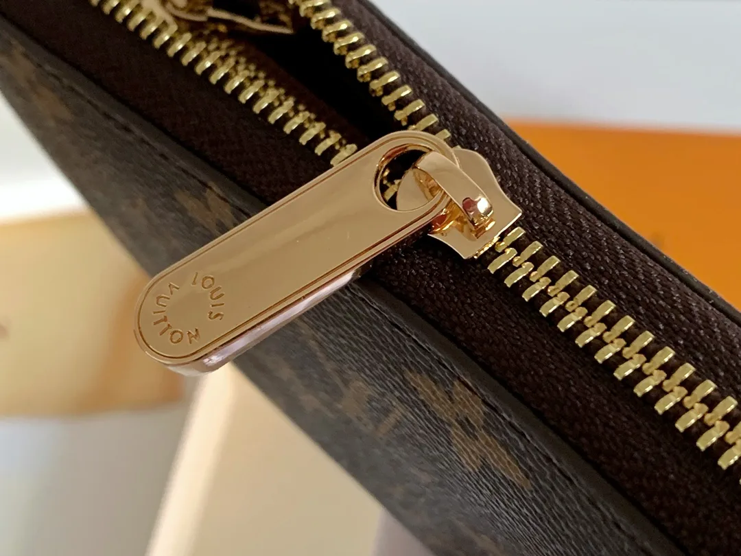 Louis Vuitton Monogram Zippy Long Wallet Brown M42616 Secondary image