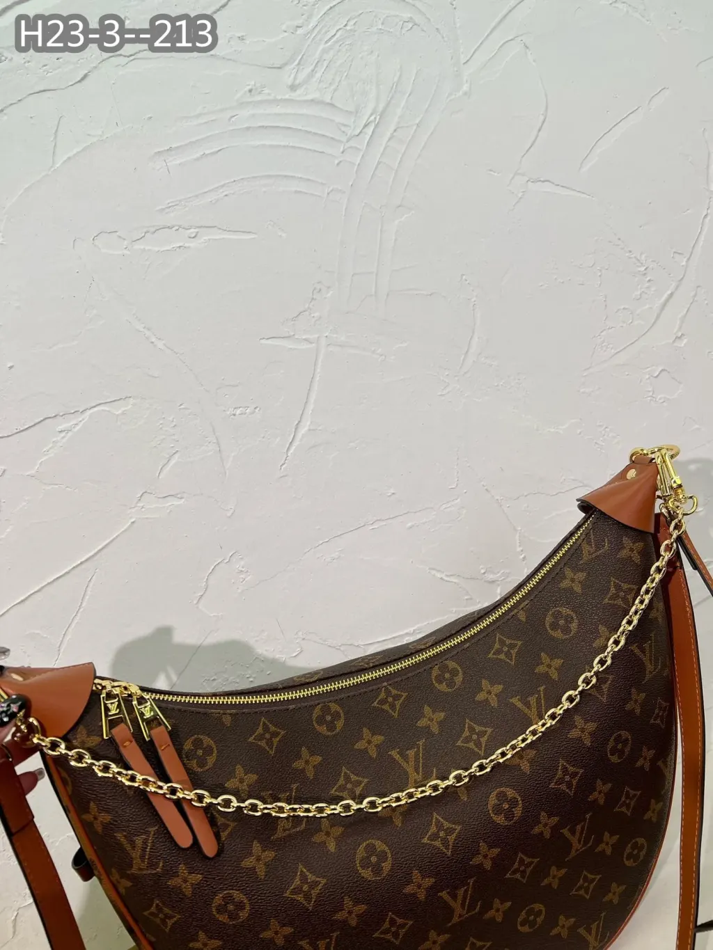 Louis Vuitton Loop Hobo Monogram Canvas Brown 40Cm M46311