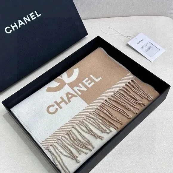 Chanel Bicolor wool And Cashmere Blend Scarf