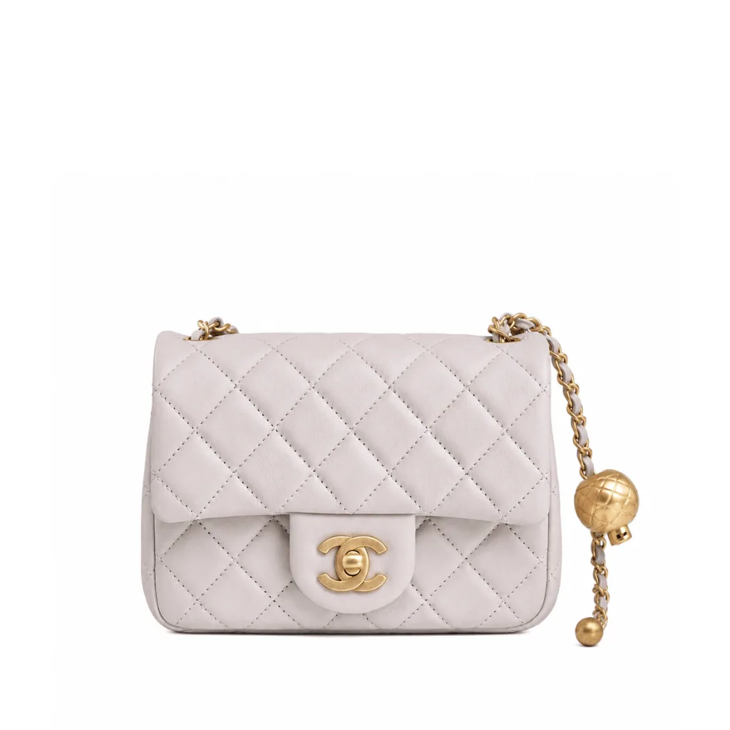 Chanel Lambskin Quilted Mini Square Pearl Crush Flap Bag Light Purple 18Cm Main image