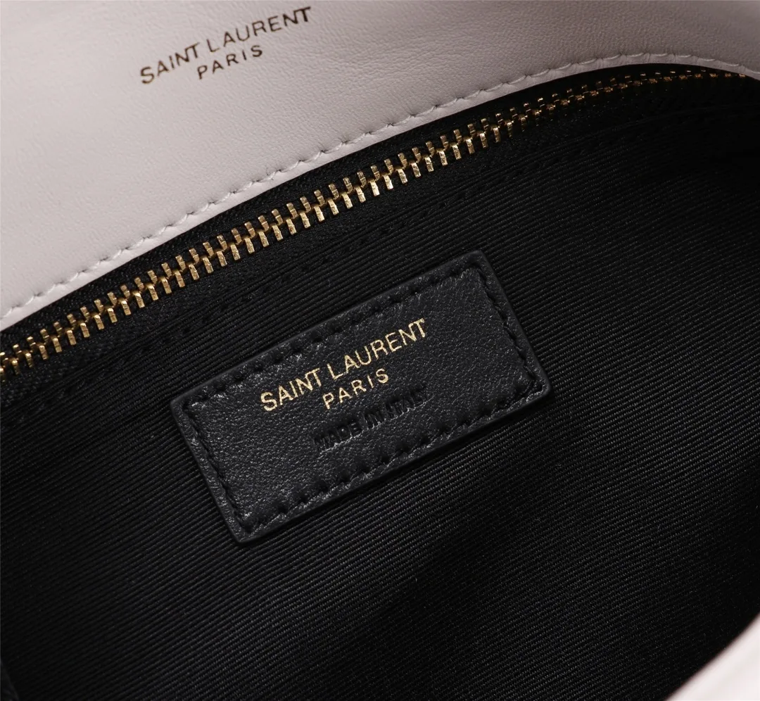 Saint Laurent Puffer Small Chain Bag In Quilted Lambskin White Gold 29Cm 5774761El079207 Secondary image