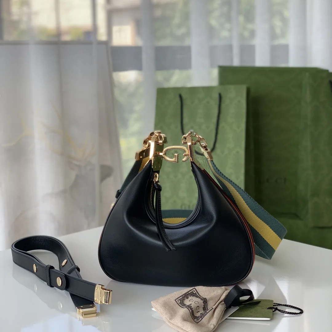 Gucci Gg Attache Small Shoulder Bag In Black 23Cm 699409 Uxwbg 1037 Secondary image