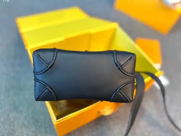 Louis Vuitton Nano Steamer Black 20Cm M58707