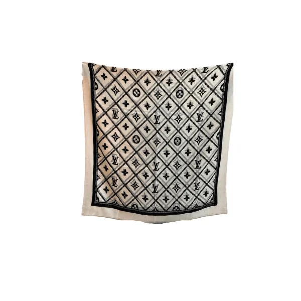 Louis Vuitton Monogram silk Main image