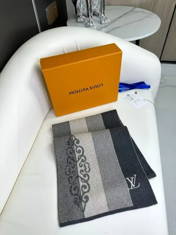 Louis Vuitton Monogram Classic or LV Essential scarf