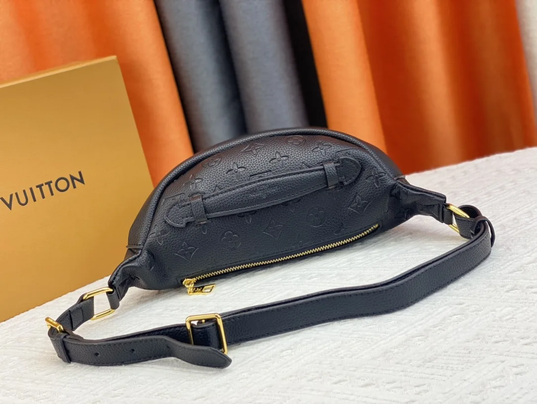 Louis Vuitton Monogram Empreinte Black Bumbag M44812 Secondary image