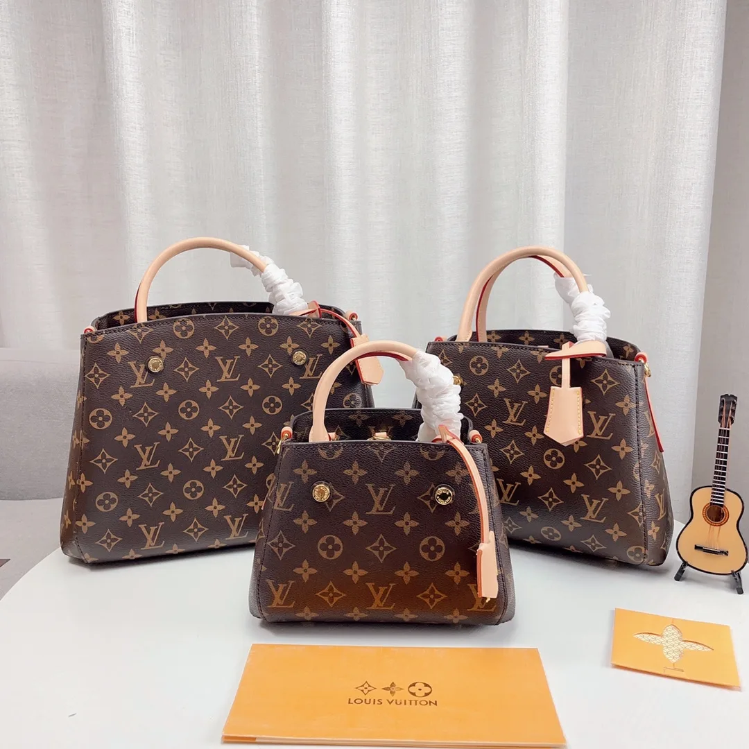 Louis Vuitton Montaigne 21Cm M41055 Secondary image