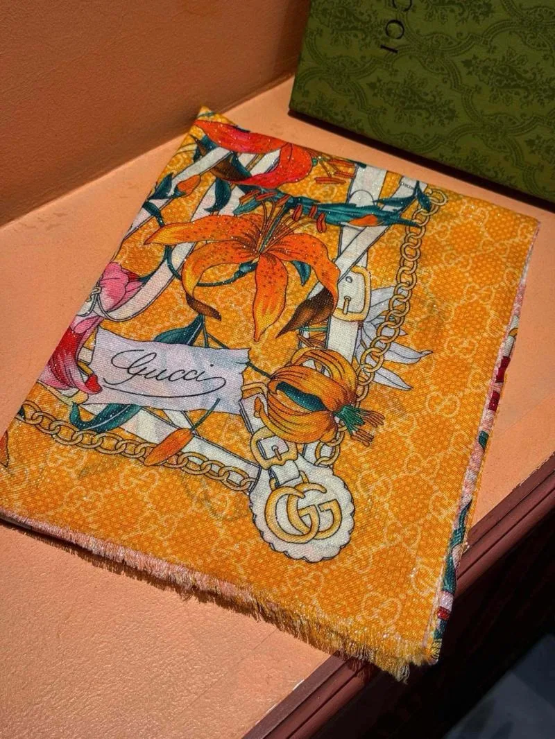 Gucci Silk Blend Scarf Secondary image