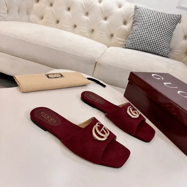 Gucci Classic Monogram Canvas Single-Strap Slide Sandals In Burgundy