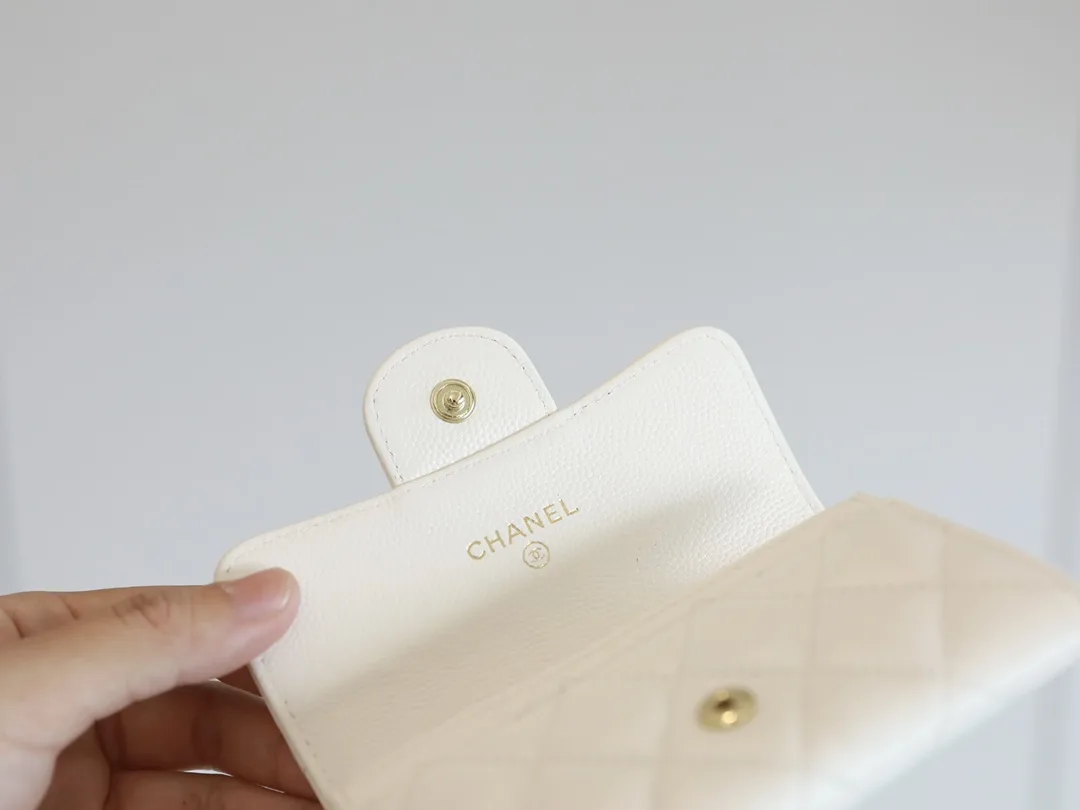 Chanel Classic Card Holder Wallet White Ap0214 Secondary image