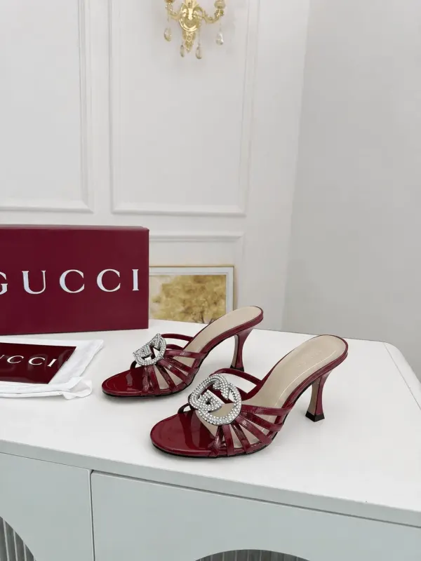 Gucci Interlocking G 85 Crystal Patent Leather Sandals Burgundy