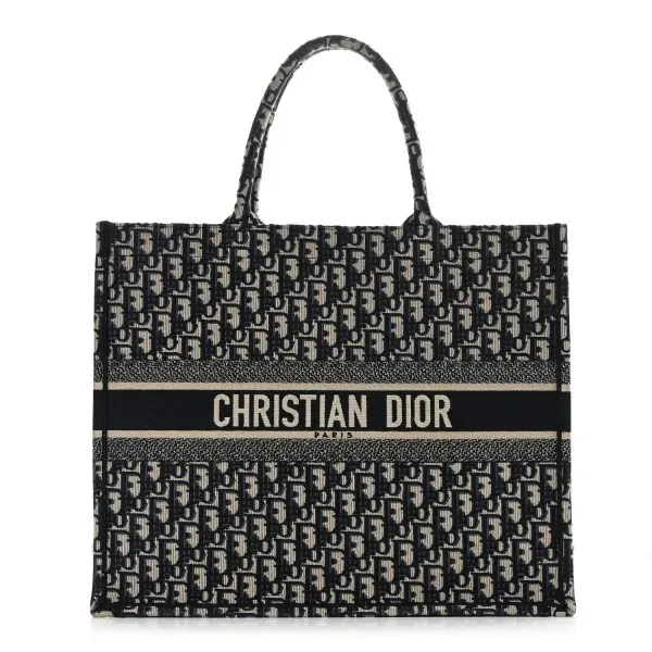 Christian Dior Riviera Oblique Book Tote Bag And Bucket Hat Set Secondary image