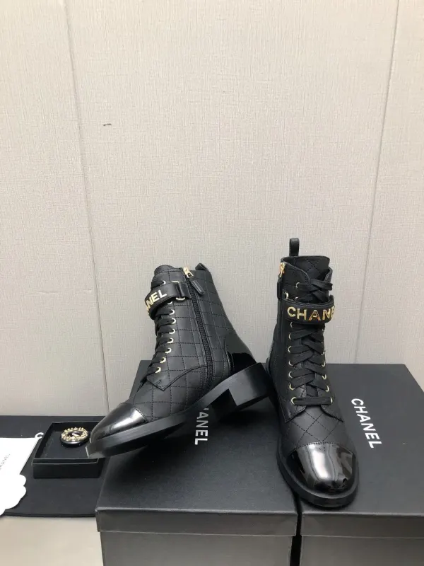 Chanel Combat Boots Lambskin And Patent Calfskin Black G45005 B13037 94305