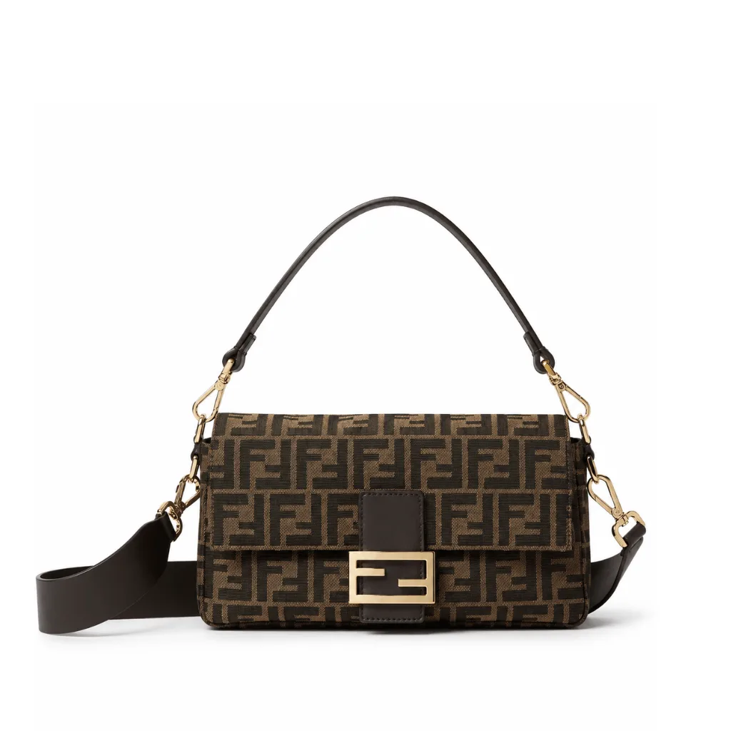Fendi Wallet On Chain Baguette Main image
