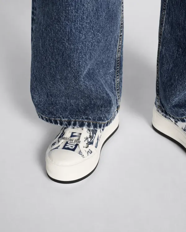 Dior Walk’N’Dior Toile de Jouy Embroidery Sneaker