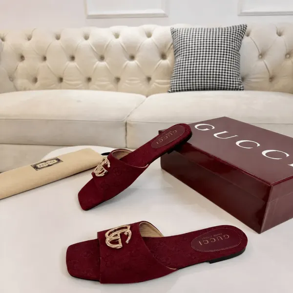 Gucci Classic Monogram Canvas Single-Strap Slide Sandals In Burgundy