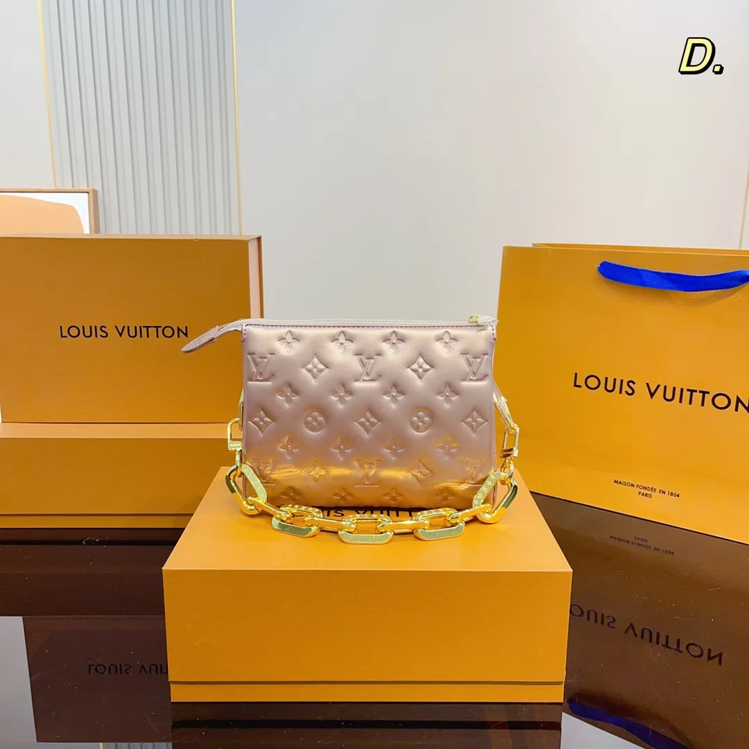 Louis Vuitton Monogram Puffy Lambskin Coussin BB Beige 21Cm M59277 Secondary image