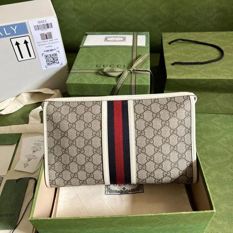 Ophidia toiletry case