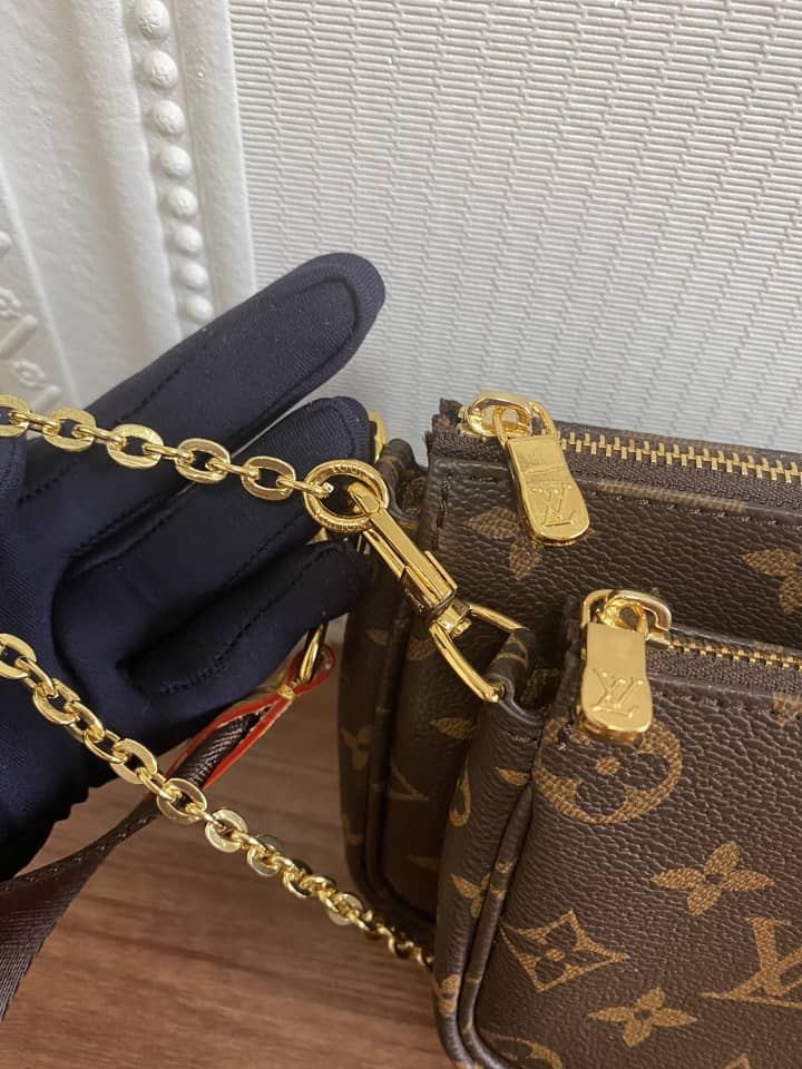 Louis Vuitton Multi Pochette Accessoires Brown 24Cm