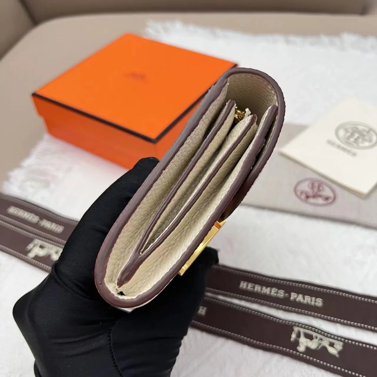 H Constance Compact Cream Leather Wallet
