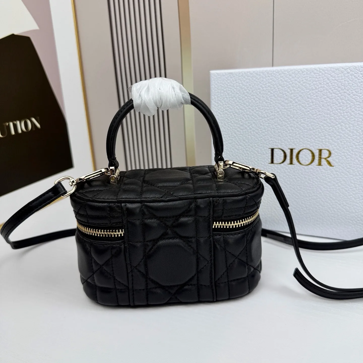 Dior Mini Vanity Black Cannage Lambskin Secondary image