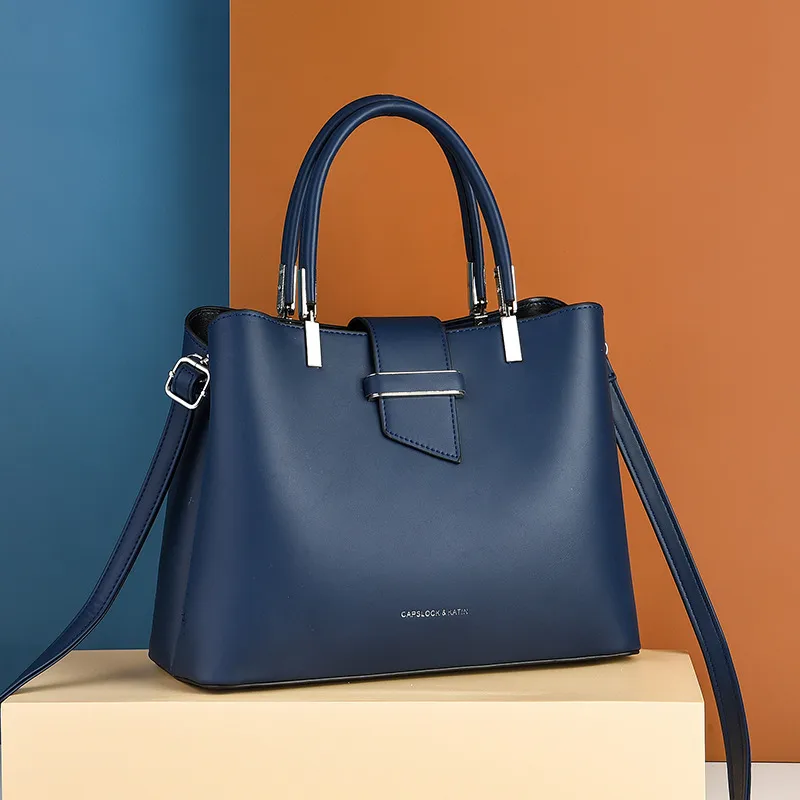 Large PU Bucket Bag With Zipper Closure In Vintage European And American Style For Women